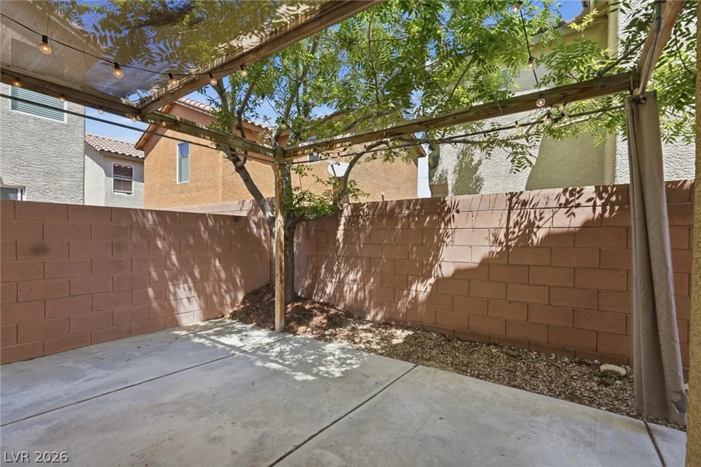 80 Lockheed, Las Vegas, NV 89183
