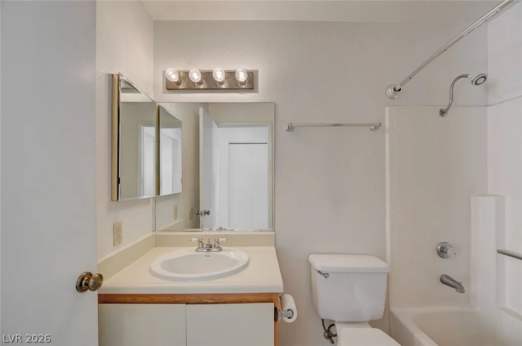 3150 Soft Breezes, Las Vegas, NV 89128
