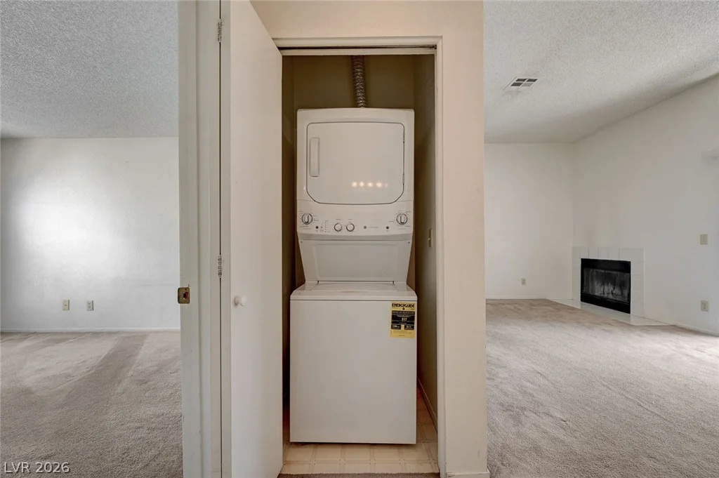 3150 Soft Breezes, Las Vegas, NV 89128