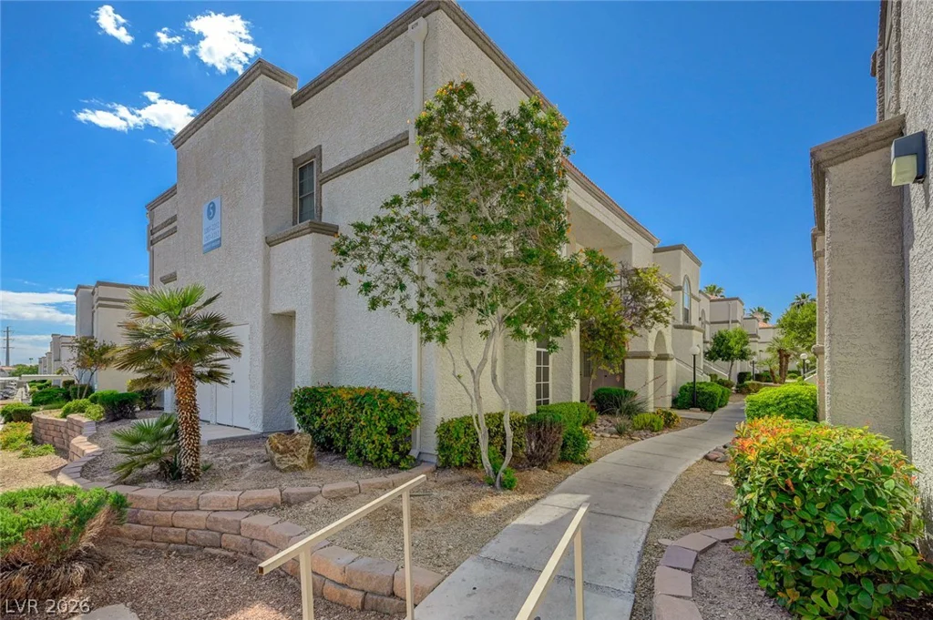 3150 Soft Breezes, Las Vegas, NV 89128