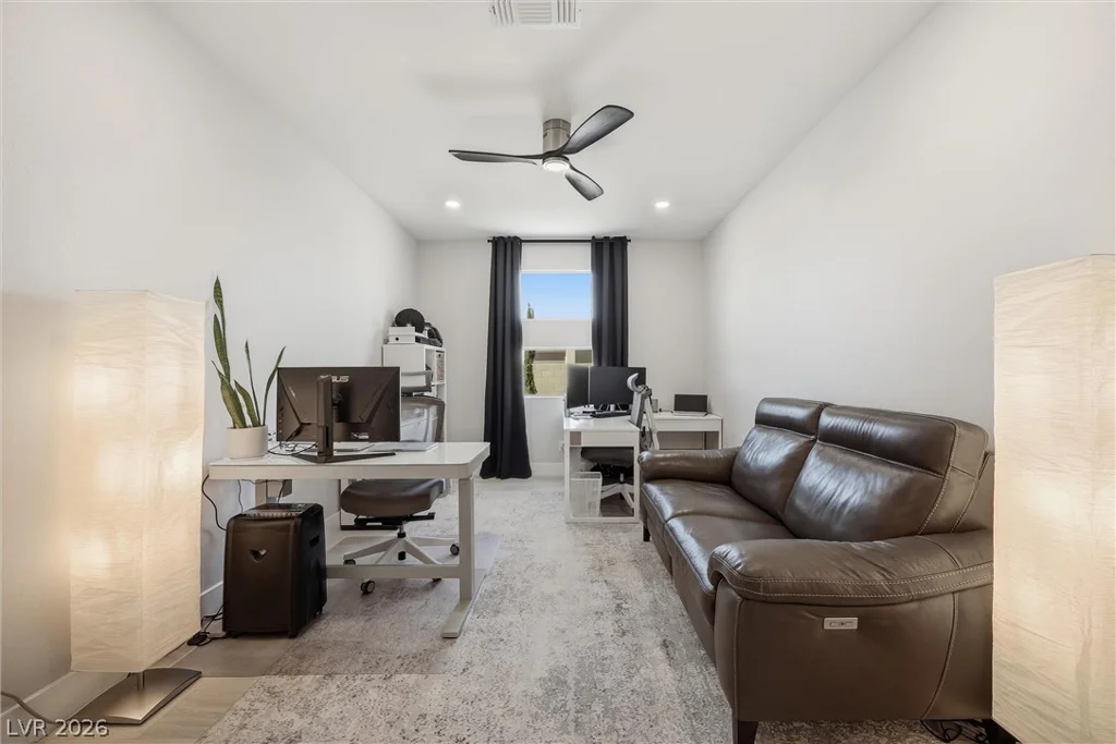 696 Vertical, Mesquite, NV 89034