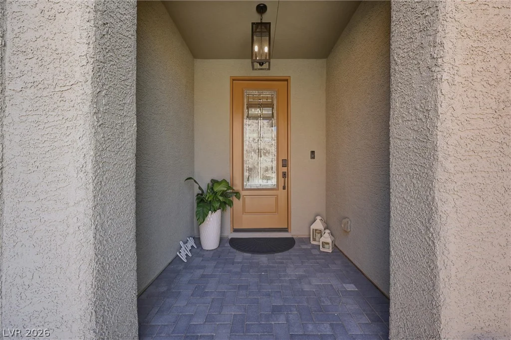 696 Vertical, Mesquite, NV 89034