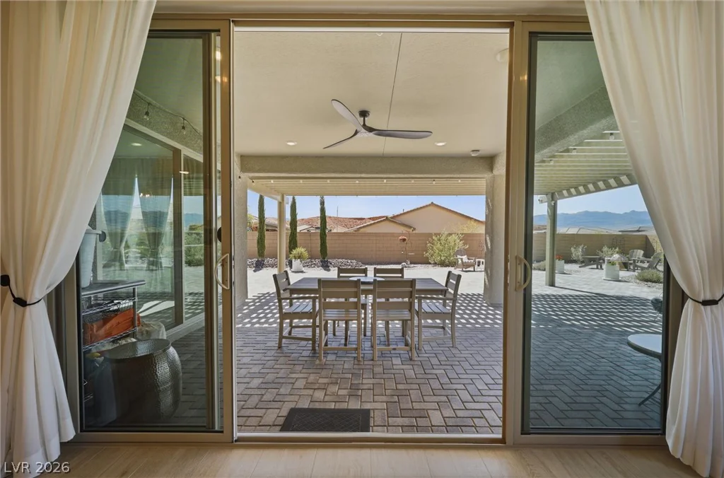 696 Vertical, Mesquite, NV 89034