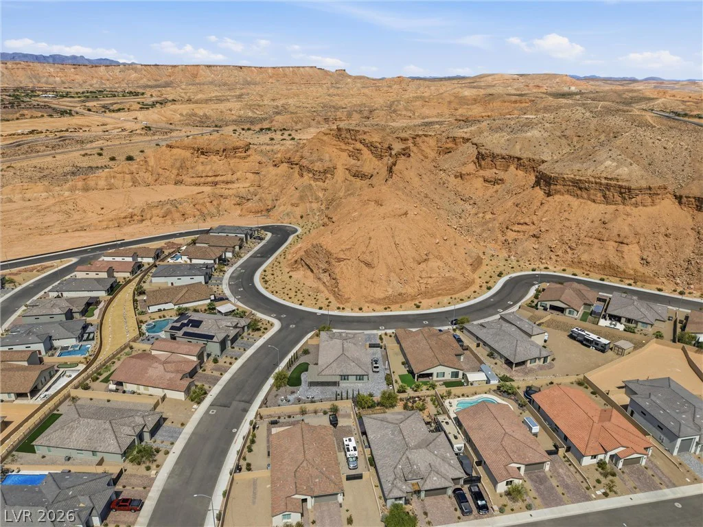 696 Vertical, Mesquite, NV 89034