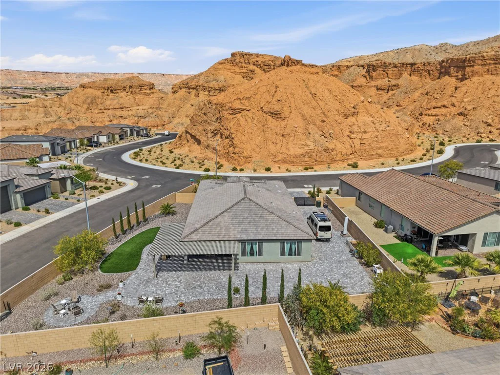 696 Vertical, Mesquite, NV 89034