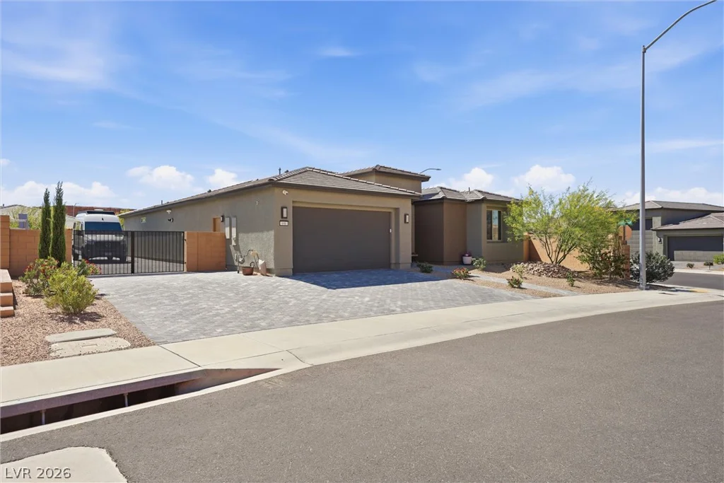 696 Vertical, Mesquite, NV 89034