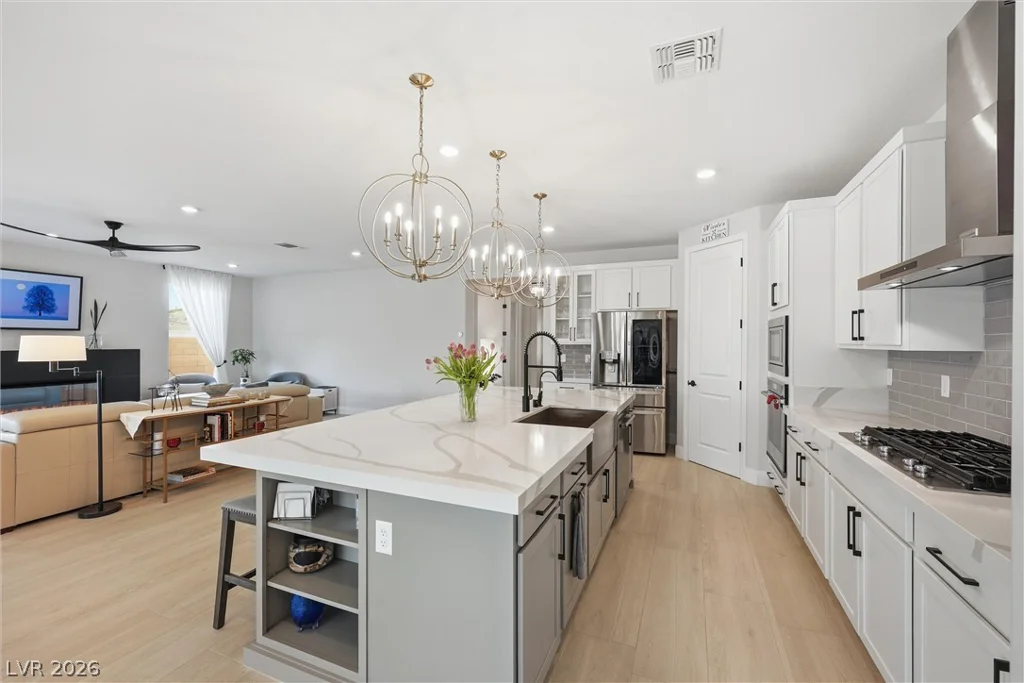 696 Vertical, Mesquite, NV 89034
