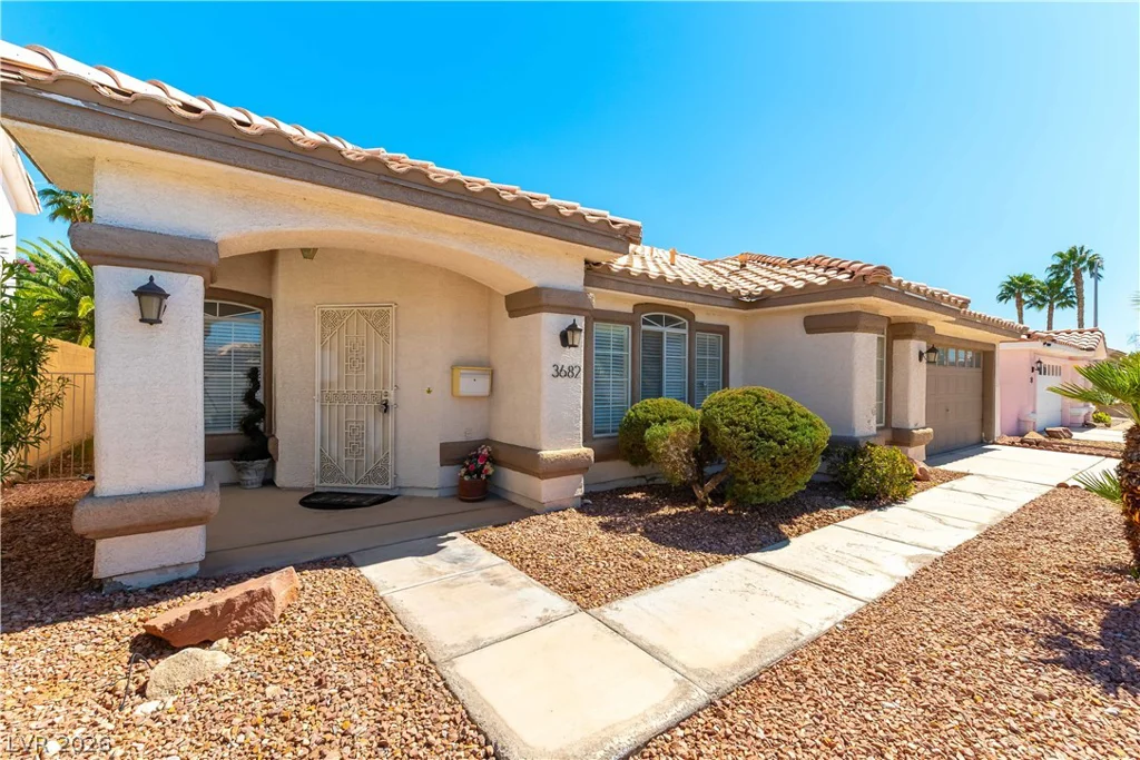 3682 Chicopee, Las Vegas, NV 89147