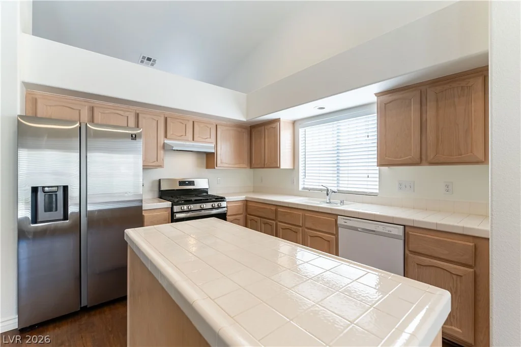 3682 Chicopee, Las Vegas, NV 89147