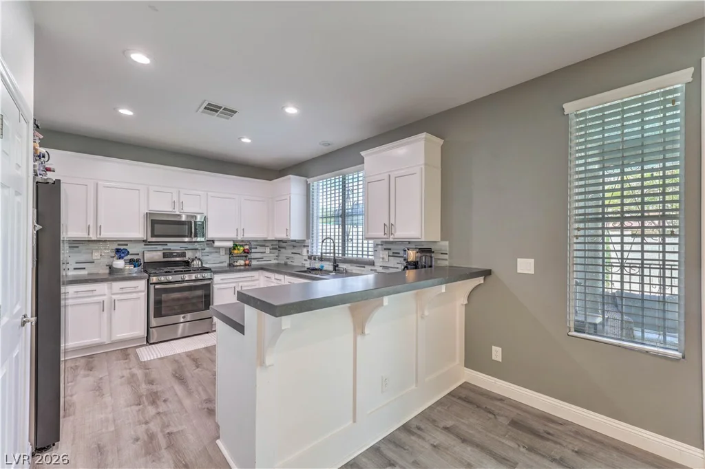 9016 Cloudy Mountain, Las Vegas, NV 89178