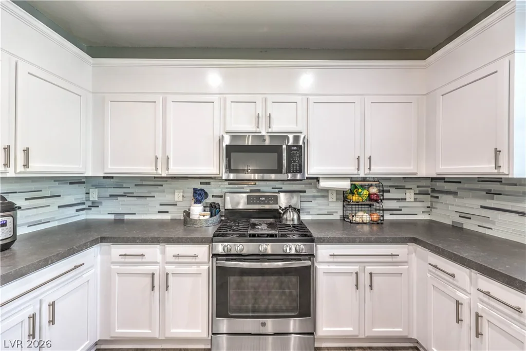 9016 Cloudy Mountain, Las Vegas, NV 89178