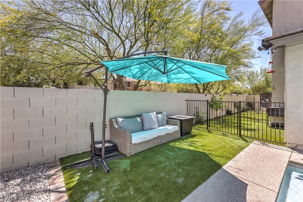9016 Cloudy Mountain, Las Vegas, NV 89178