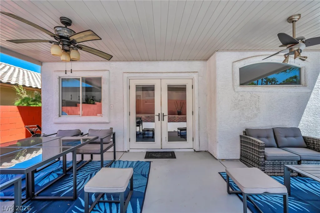 1009 Windhook, Las Vegas, NV 89144