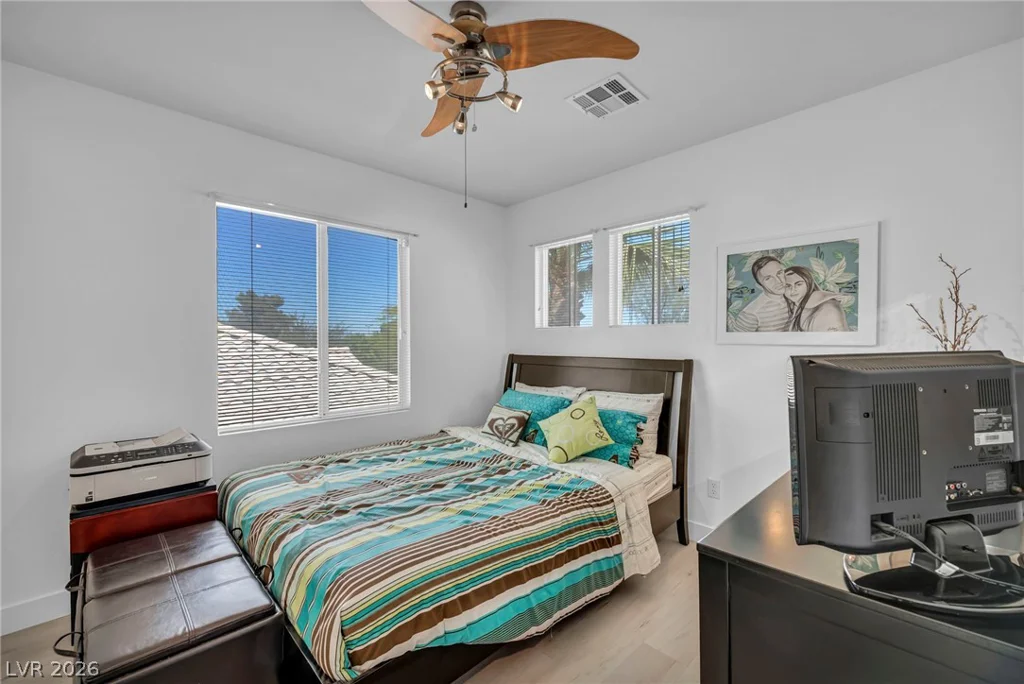 1009 Windhook, Las Vegas, NV 89144