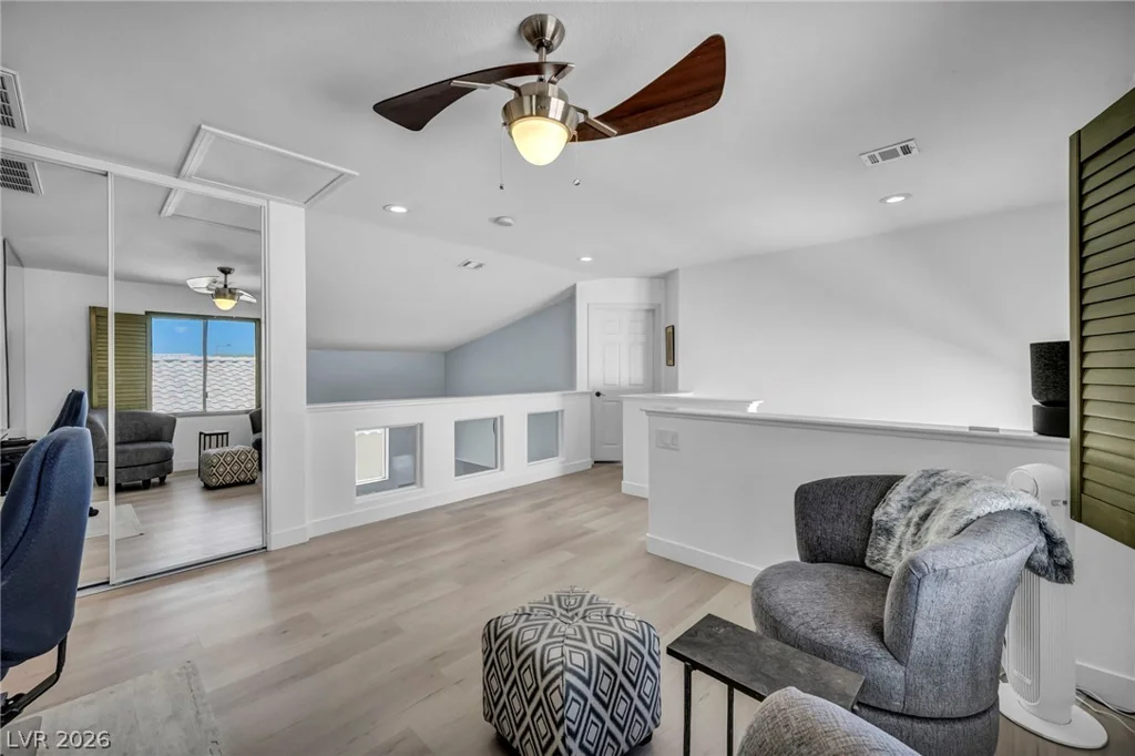 1009 Windhook, Las Vegas, NV 89144