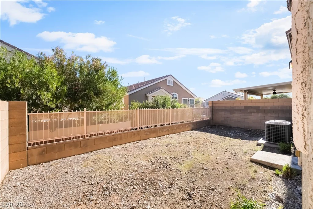 7116 Forest Frost, Las Vegas, NV 89149