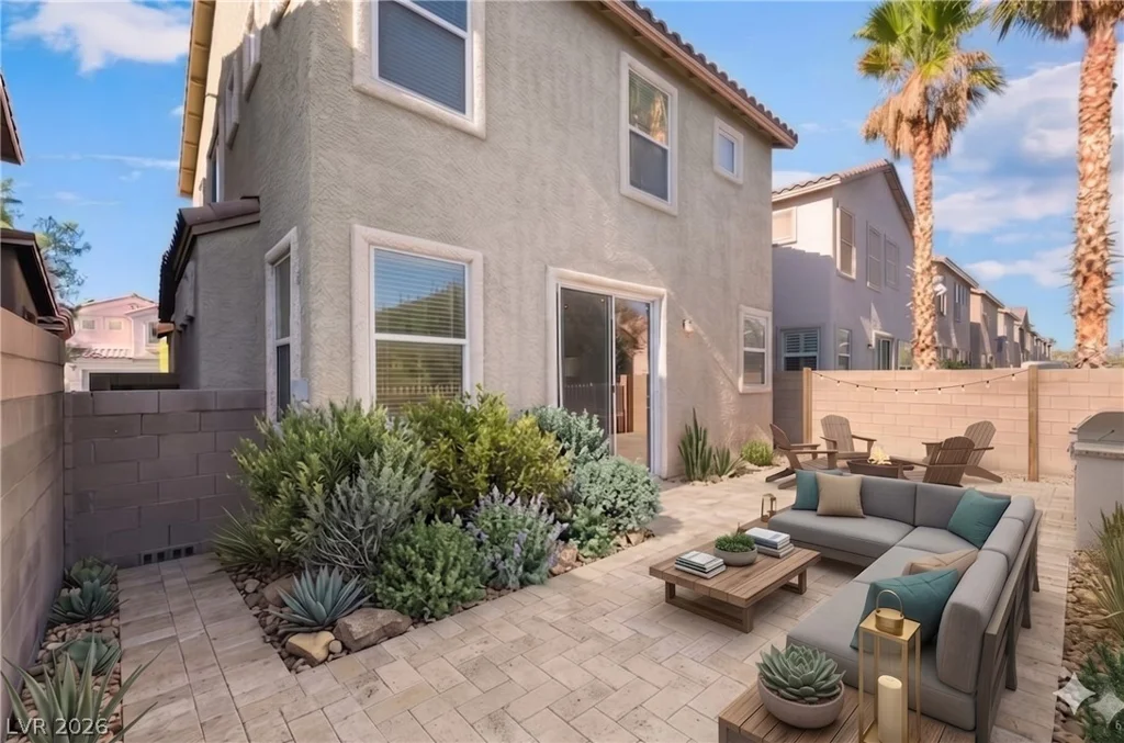 7116 Forest Frost, Las Vegas, NV 89149