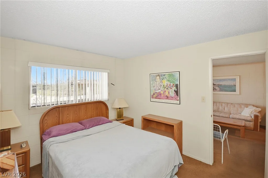 3720 Royal Crest, Las Vegas, NV 89119