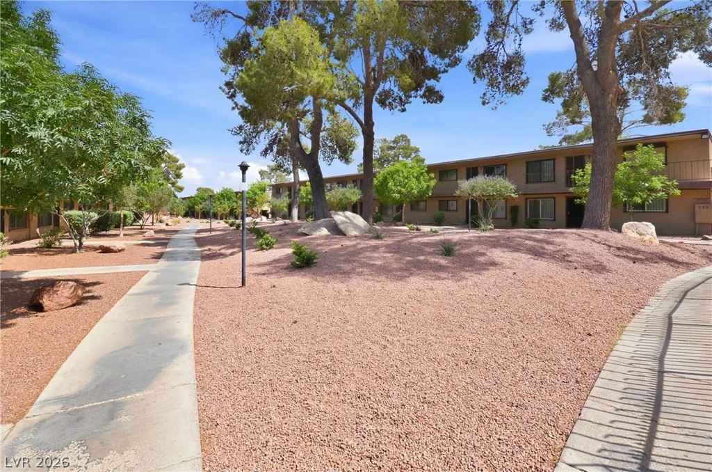 3720 Royal Crest, Las Vegas, NV 89119