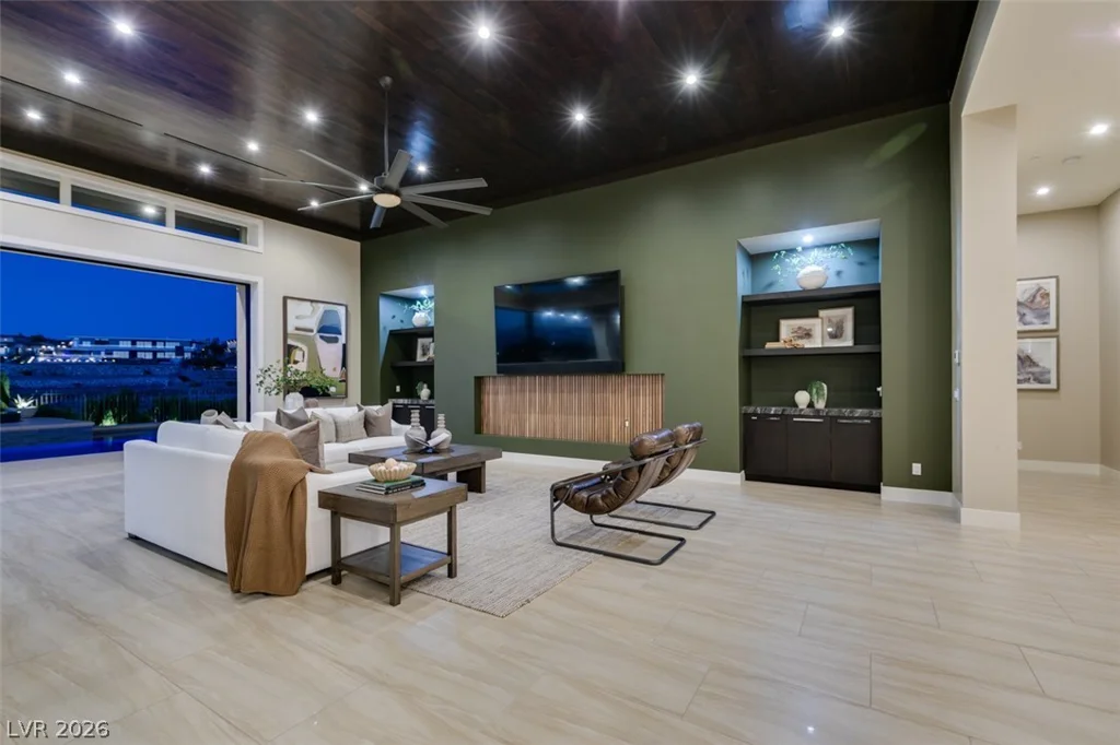 1376 Opal Valley, Henderson, NV 89052