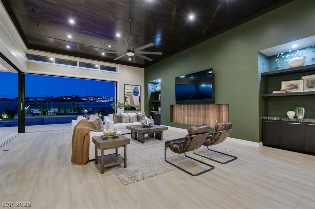 1376 Opal Valley, Henderson, NV 89052