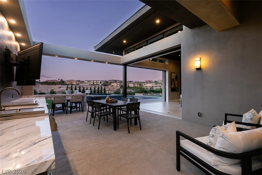 1376 Opal Valley, Henderson, NV 89052