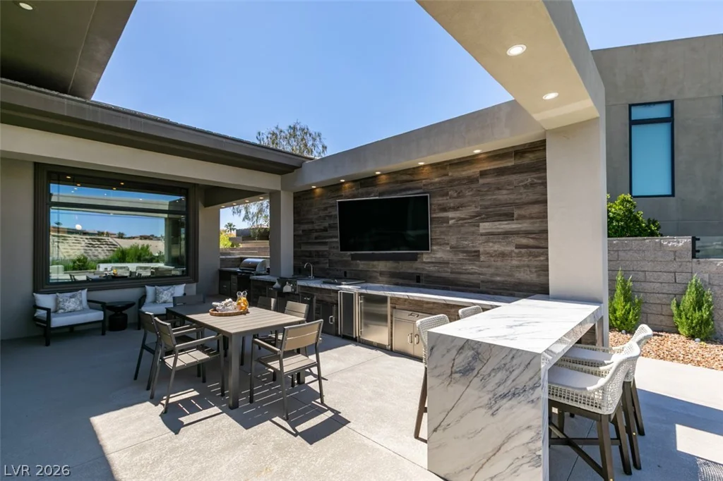 1376 Opal Valley, Henderson, NV 89052