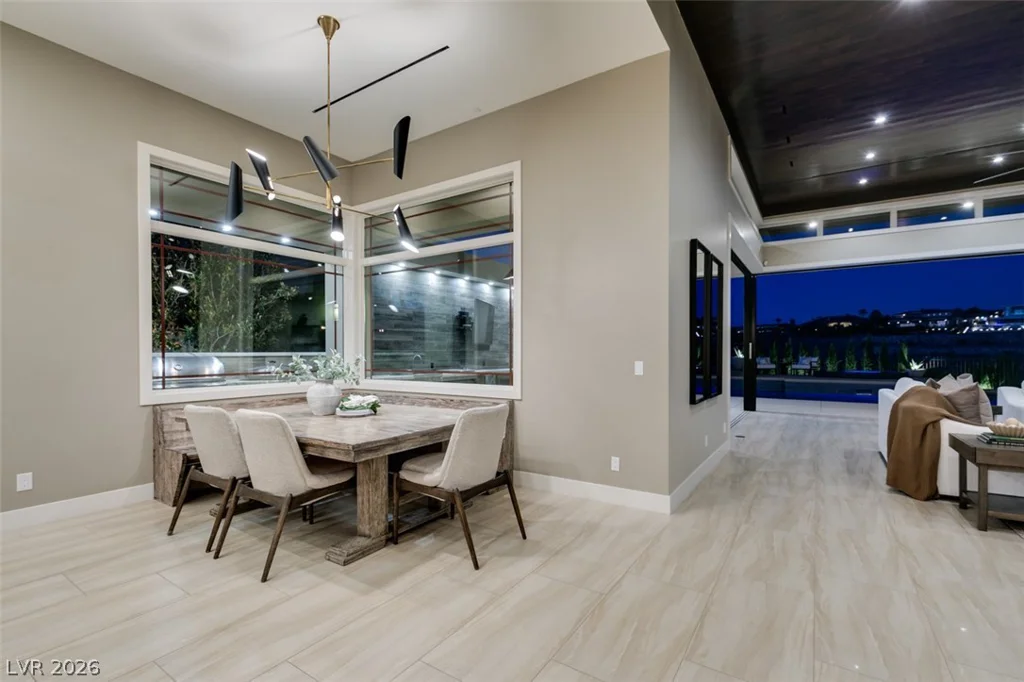 1376 Opal Valley, Henderson, NV 89052