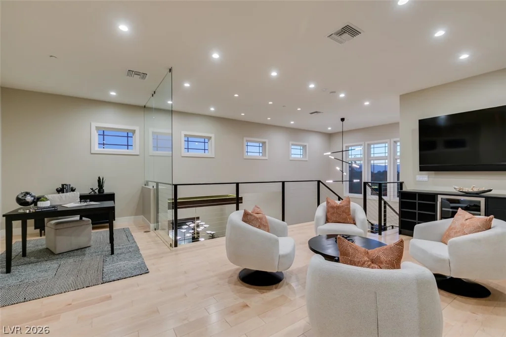 1376 Opal Valley, Henderson, NV 89052