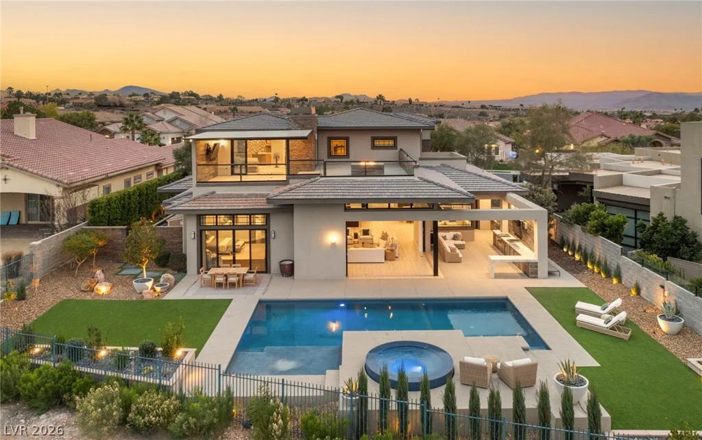 1376 Opal Valley, Henderson, NV 89052