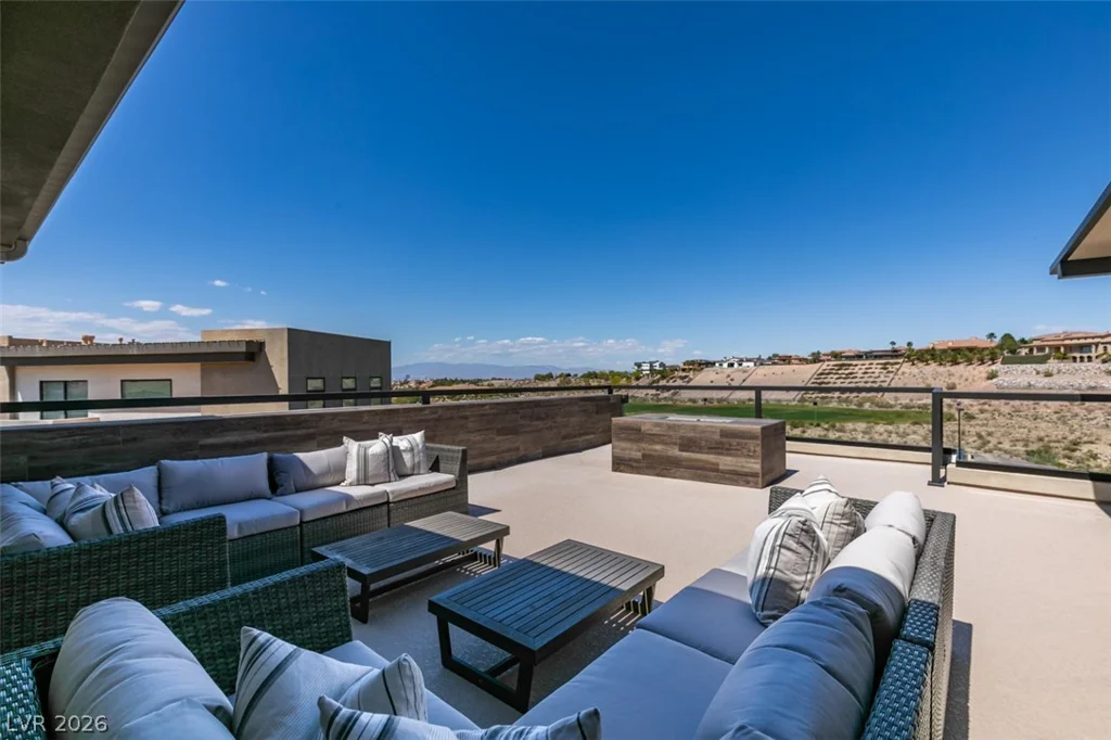 1376 Opal Valley, Henderson, NV 89052
