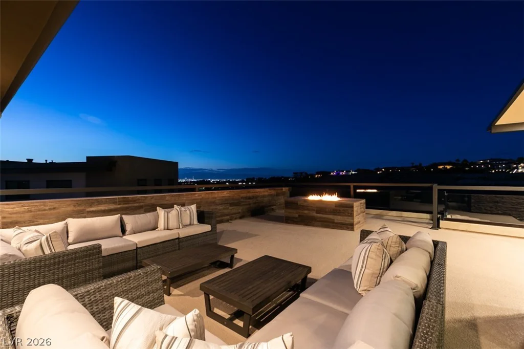 1376 Opal Valley, Henderson, NV 89052