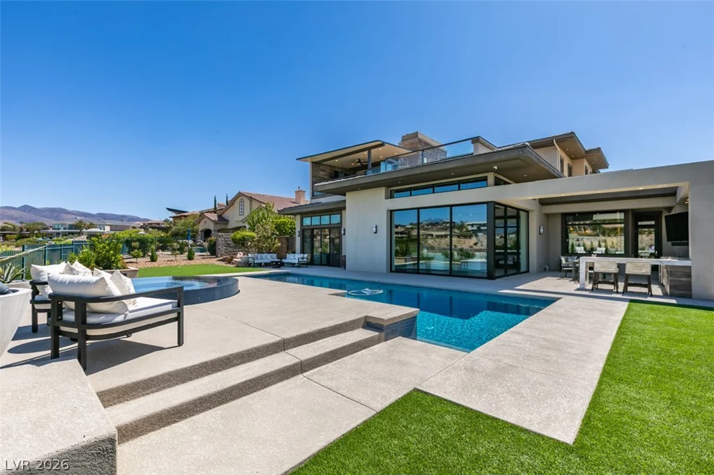 1376 Opal Valley, Henderson, NV 89052