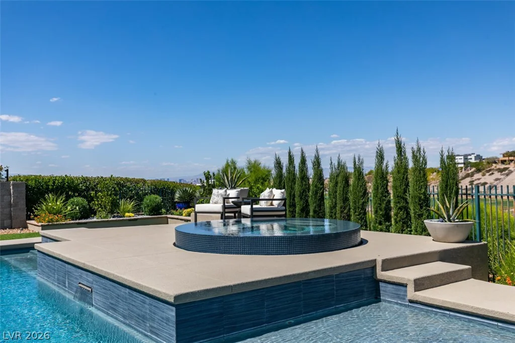 1376 Opal Valley, Henderson, NV 89052