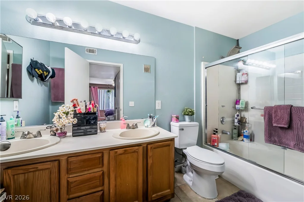 5216 Mandalay Springs, Las Vegas, NV 89120