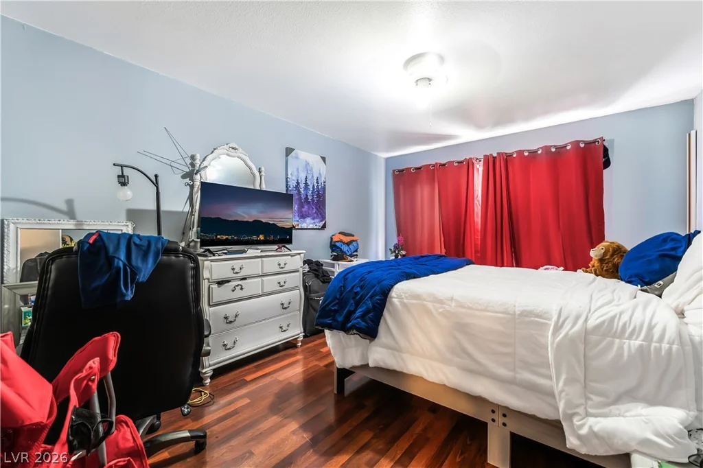 5216 Mandalay Springs, Las Vegas, NV 89120