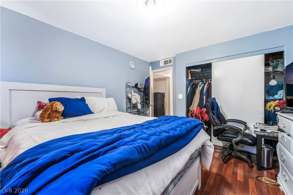 5216 Mandalay Springs, Las Vegas, NV 89120