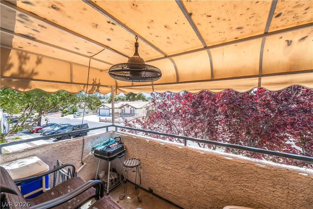 5216 Mandalay Springs, Las Vegas, NV 89120