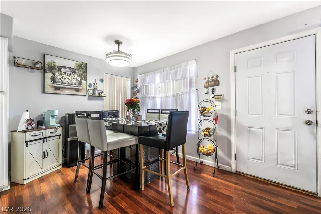 5216 Mandalay Springs, Las Vegas, NV 89120