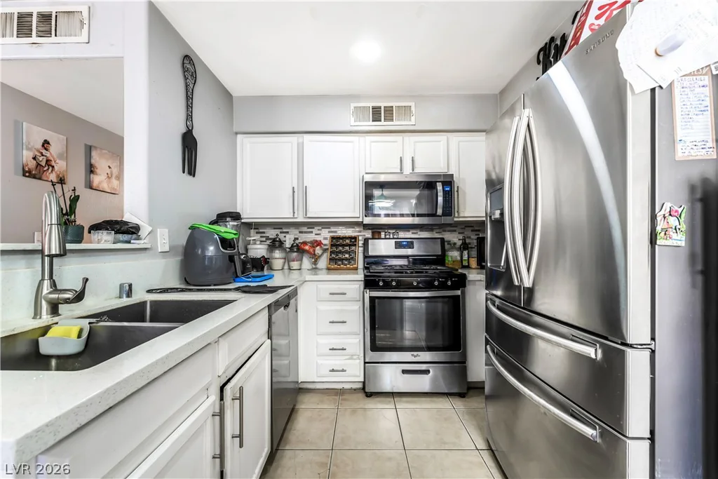 5216 Mandalay Springs, Las Vegas, NV 89120