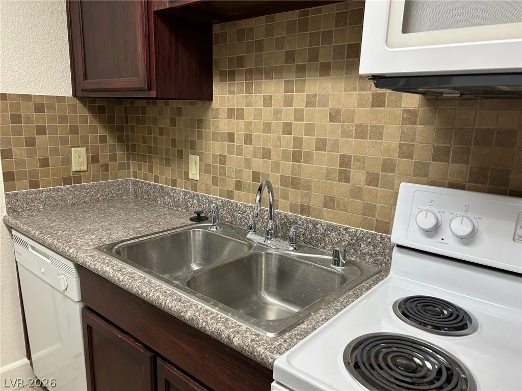 2606 Durango, Las Vegas, NV 89117