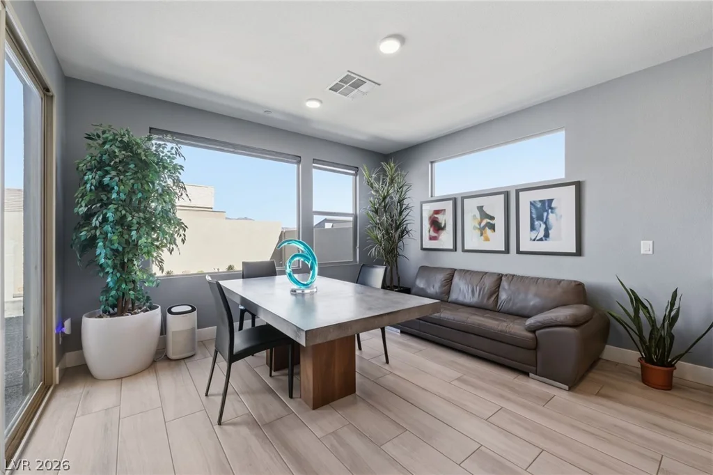 10254 Barnett Hill, Las Vegas, NV 89166