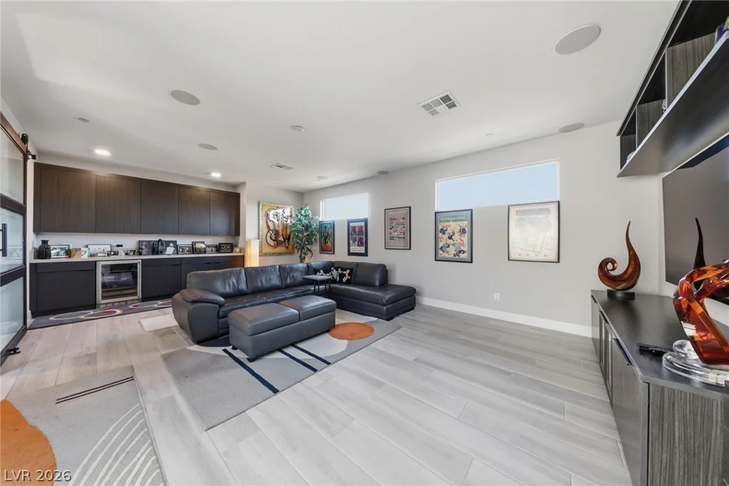 10254 Barnett Hill, Las Vegas, NV 89166
