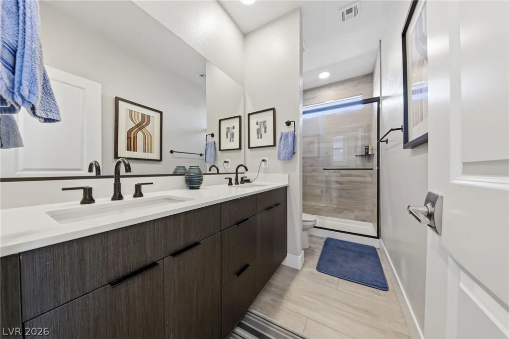 10254 Barnett Hill, Las Vegas, NV 89166