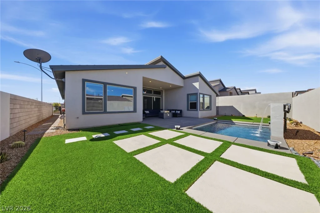 10254 Barnett Hill, Las Vegas, NV 89166