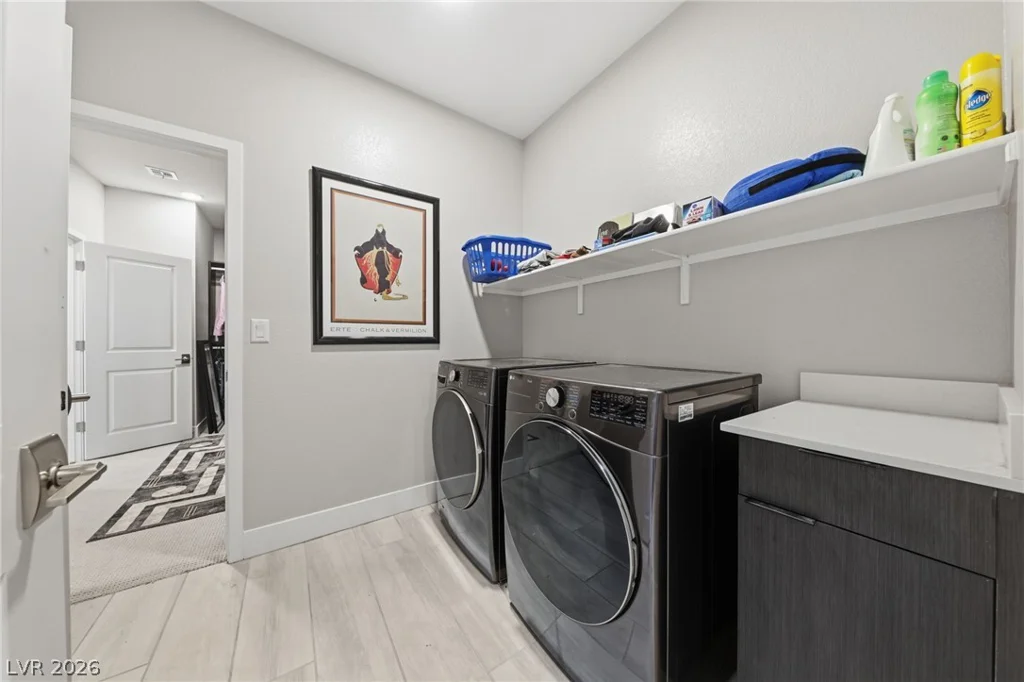 10254 Barnett Hill, Las Vegas, NV 89166