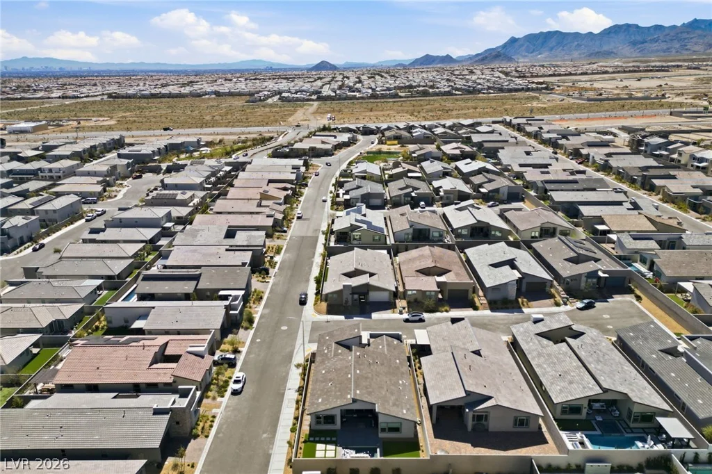 10254 Barnett Hill, Las Vegas, NV 89166