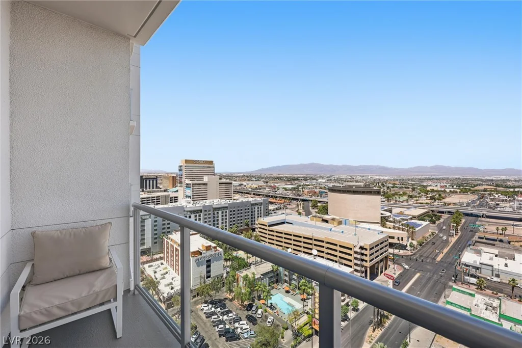 150 Las Vegas, Las Vegas, NV 89101