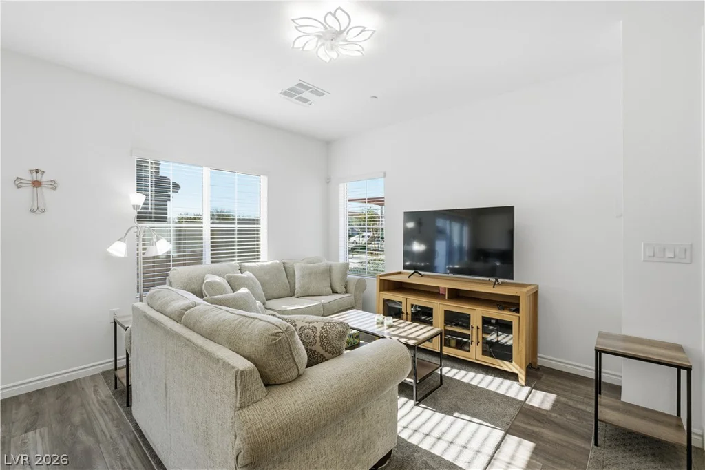 7224 Decatur, Las Vegas, NV 89131