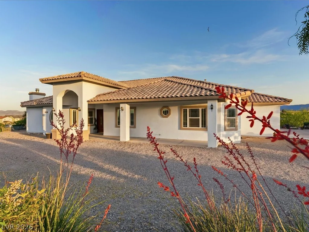 10251 Agate, Las Vegas, NV 89161